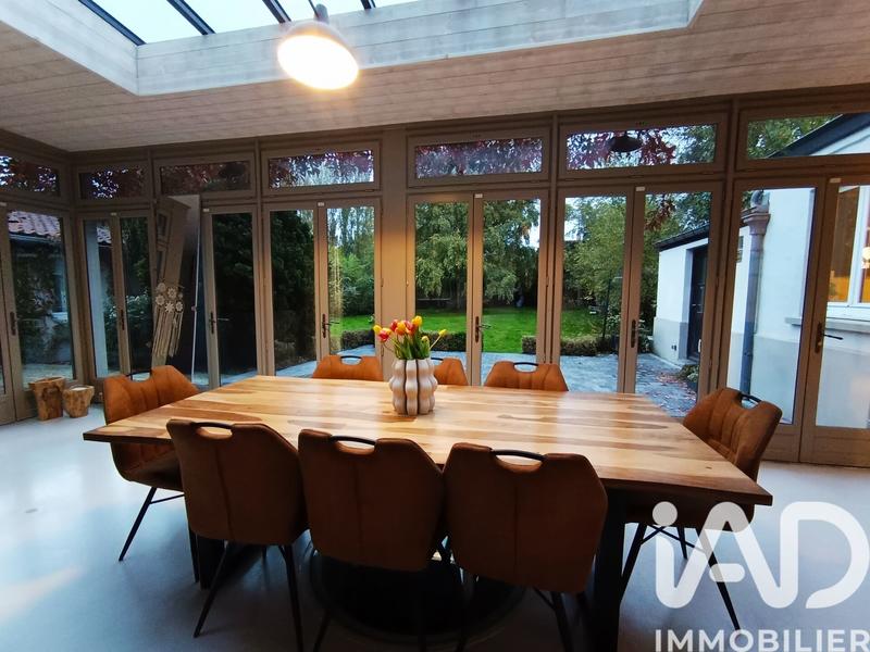 Maison - 342 m² - 10 pièces