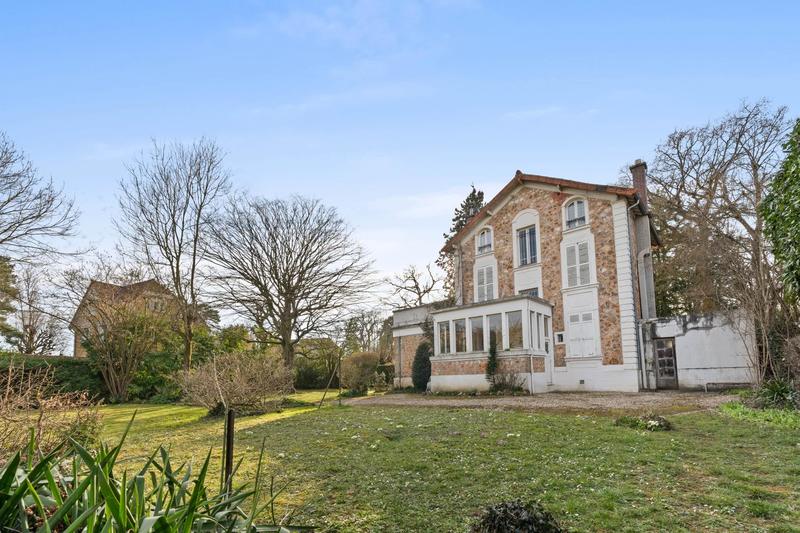 Villa - 160 m² - 8 pièces