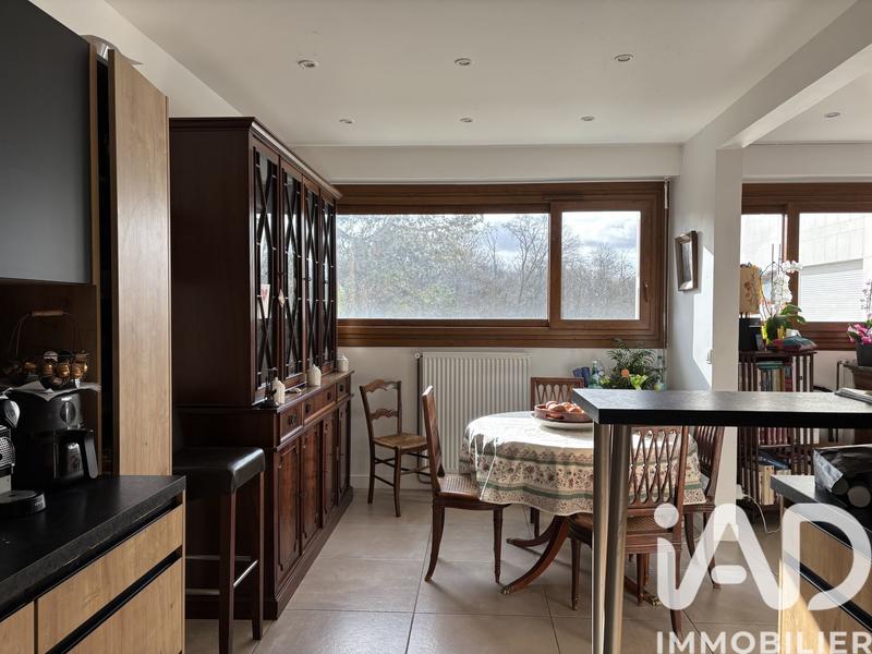 Appartement - 103 m² - 5 pièces