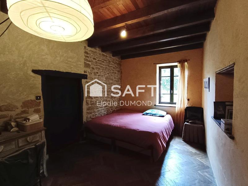 Maison - 261 m² - 8 pièces