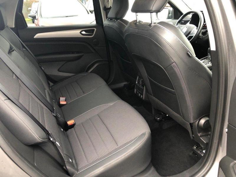 Renault Arkana E-Tech 145 - 21b Intens