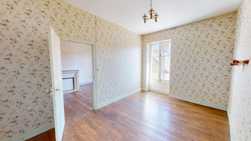 Maison - 172 m² - 10 pièces