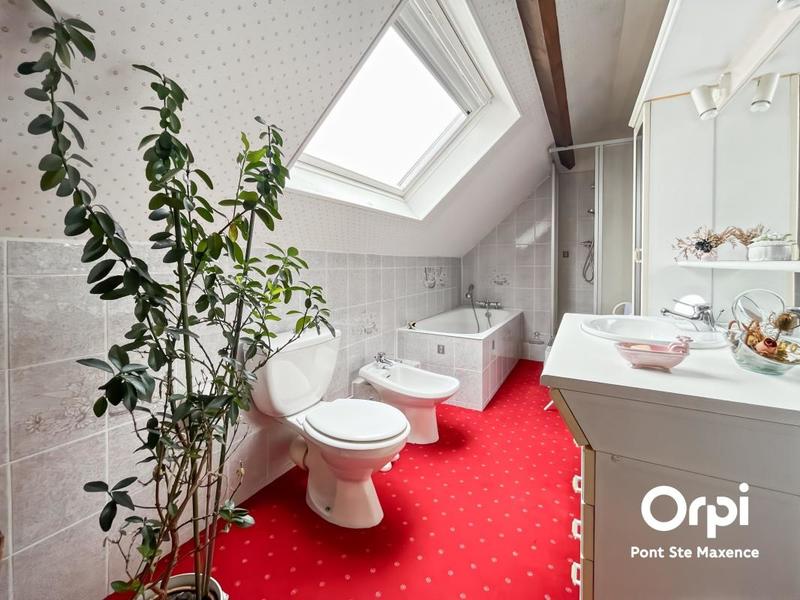 Maison - 160 m² - 6 pièces