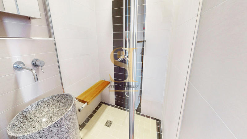 Appartement - 91 m² - 5 pièces