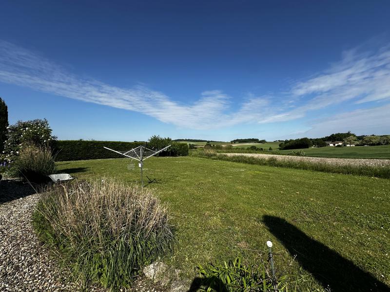 Maison traditionnelle - 110 m² - 5 pièces