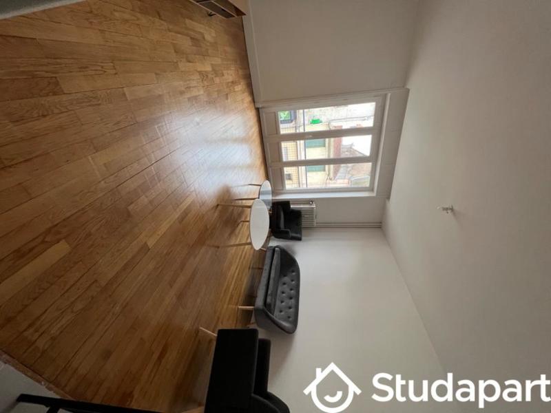 Chambre - 1 m² - 1 pièce