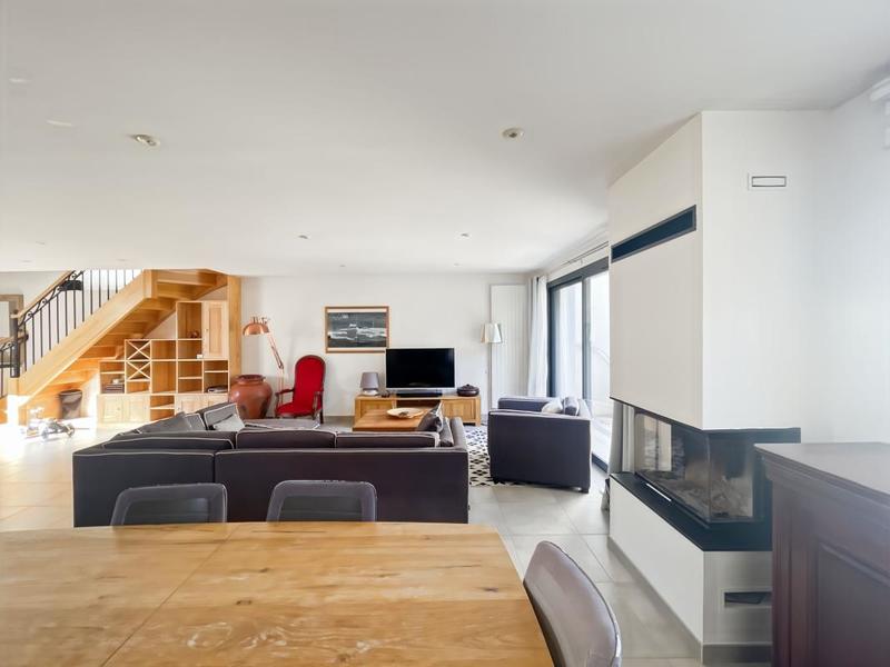 Maison - 151 m² - 6 pièces