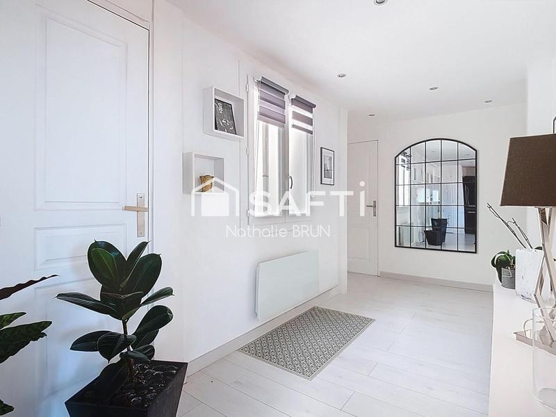 Appartement - 158 m² - 4 pièces