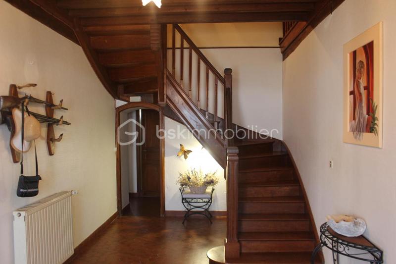 Corps de ferme - 230 m² - 7 pièces