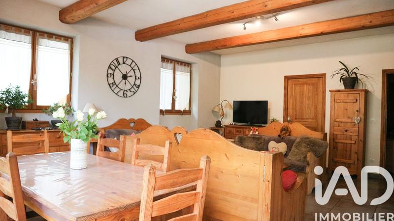 Maison - 310 m² - 7 pièces