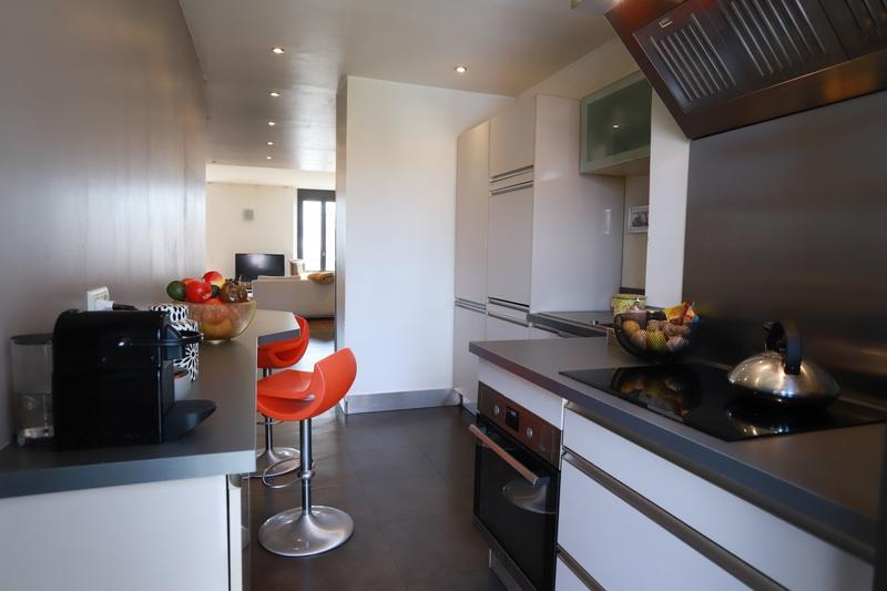 Appartement - 91 m² - 3 pièces