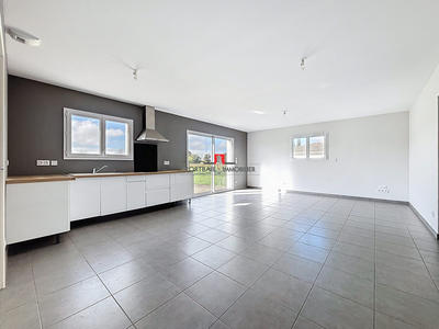 Maison contemporaine - 85 m² - 4 pièces