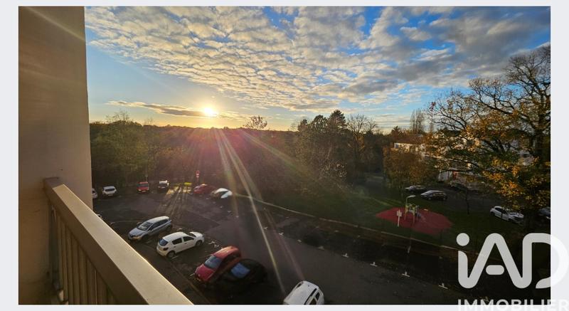 Appartement - 82 m² - 4 pièces