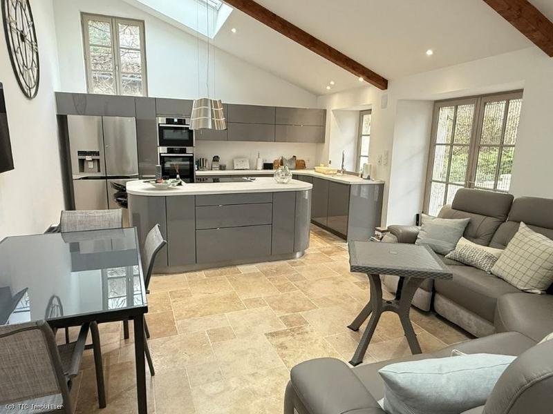 Maison de campagne - 322 m² - 10 pièces