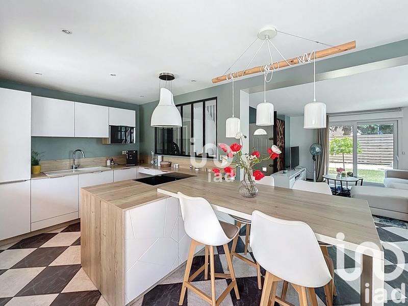 Maison - 131 m² - 7 pièces