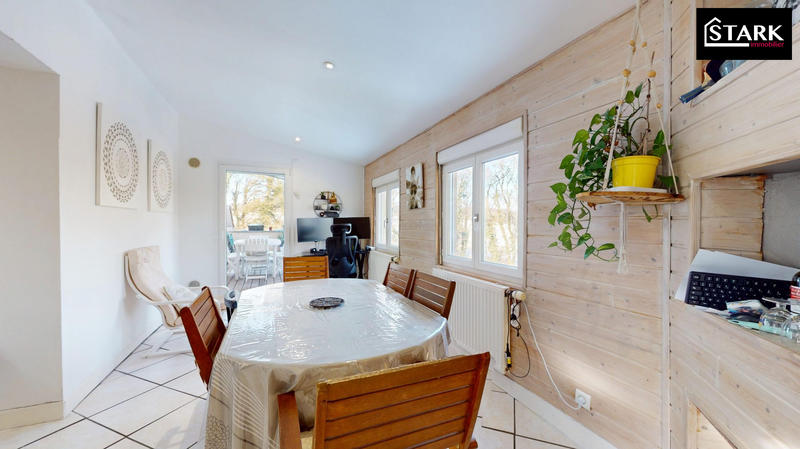 Maison - 170 m² - 6 pièces