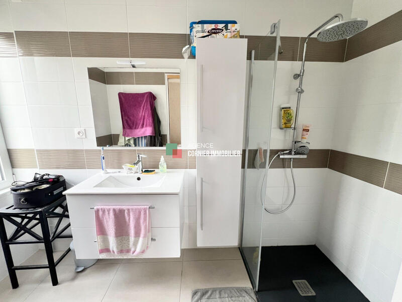 Maison - 140 m² - 5 pièces