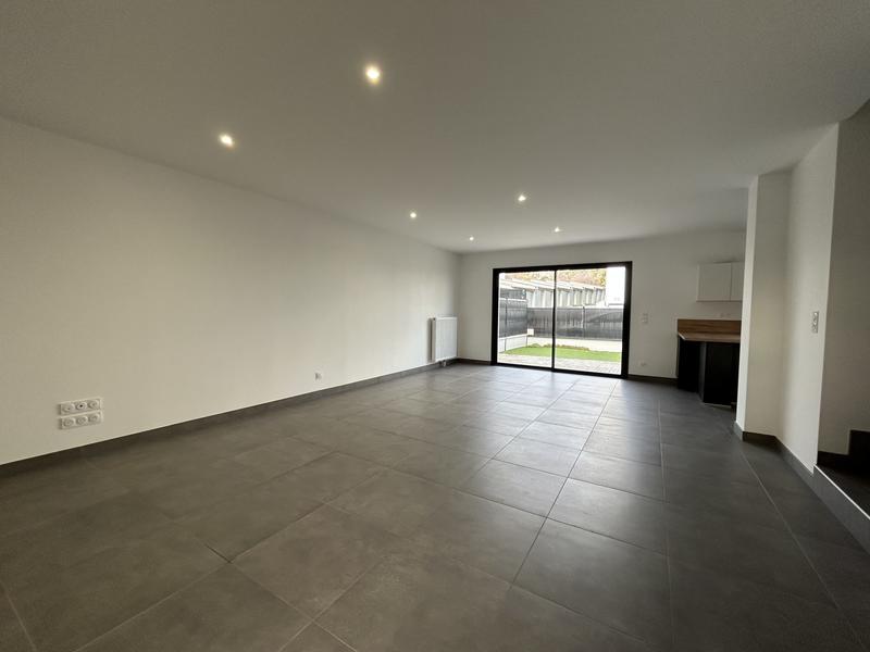 Maison - 108 m² - 4 pièces