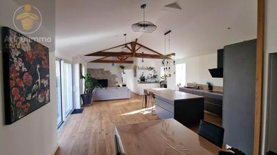 Maison - 157 m² - 5 pièces