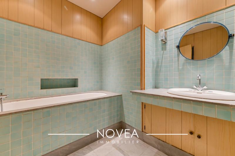 Appartement - 140 m² - 4 pièces