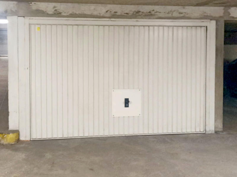 Parking / Garage - 16 m²