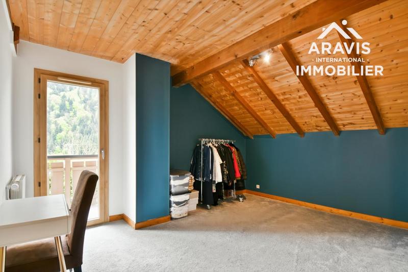 Maison - 159 m² - 7 pièces