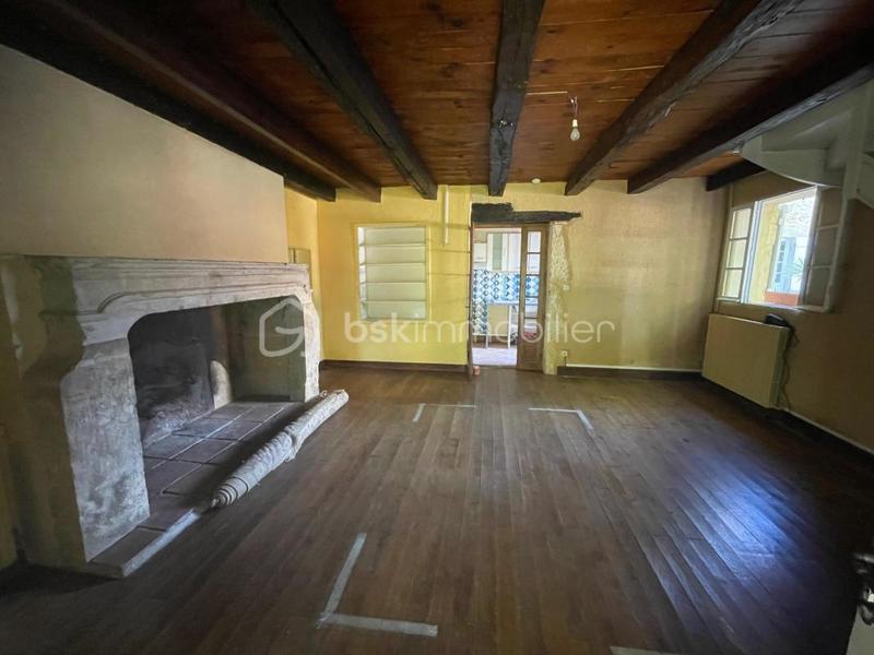 Propriété - 280 m² - 12 pièces