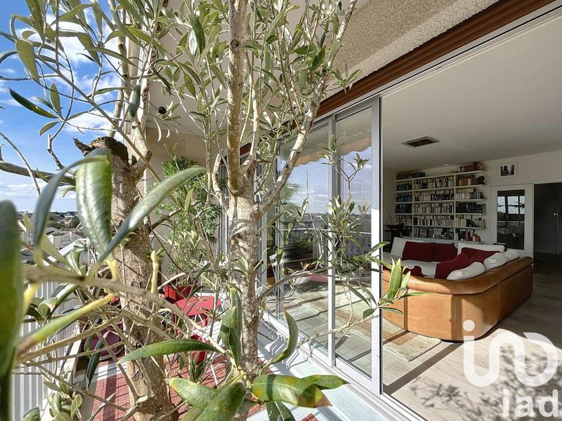 Appartement - 140 m² - 5 pièces