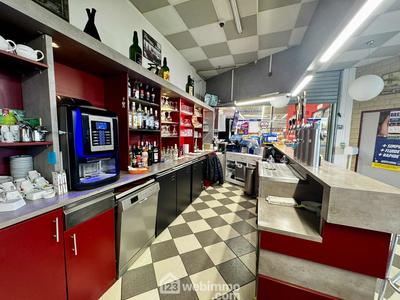 Local commercial - 164 m² - 2 pièces