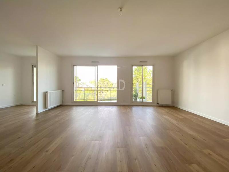 Appartement - 103 m² - 4 pièces