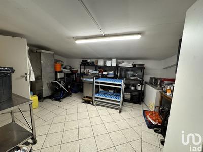 Local commercial - 182 m²