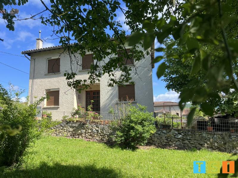 Maison - 139 m² - 6 pièces