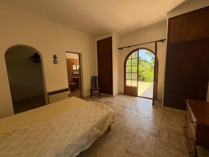 Maison - 400 m² - 9 pièces