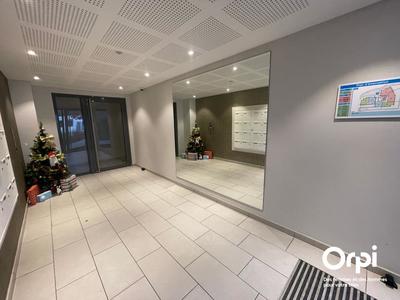 Appartement - 97 m² - 4 pièces