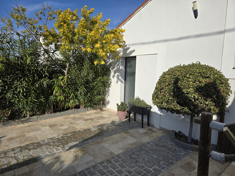 Maison - 180 m² - 5 pièces