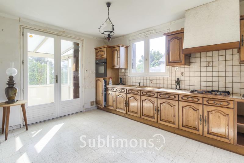 Maison traditionnelle - 88 m² - 4 pièces