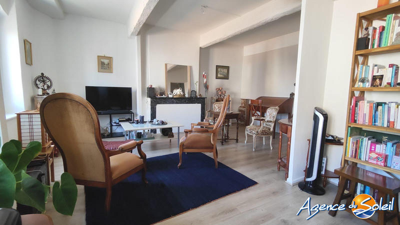 Appartement - 93 m² - 3 pièces