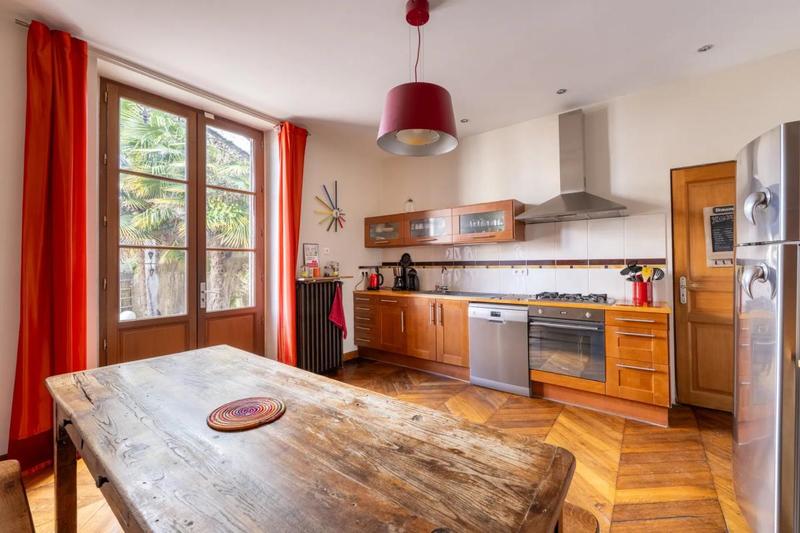 Maison - 187 m² - 6 pièces