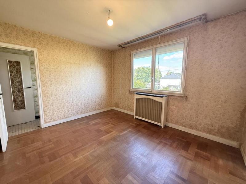 Maison - 98 m² - 5 pièces