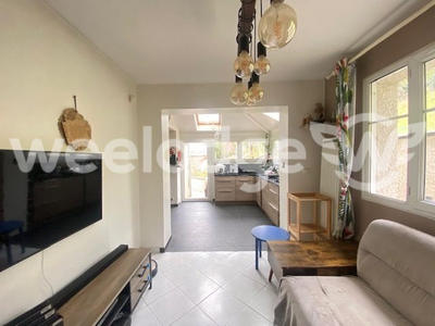 Maison - 84 m² - 5 pièces