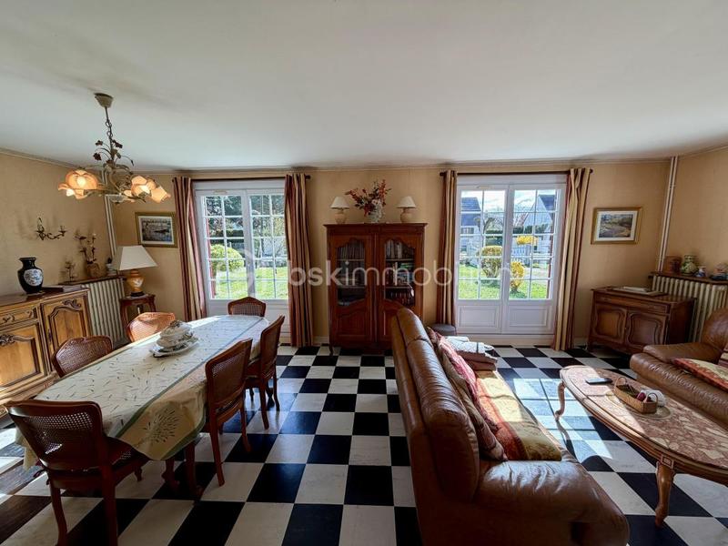 Maison - 97 m² - 4 pièces