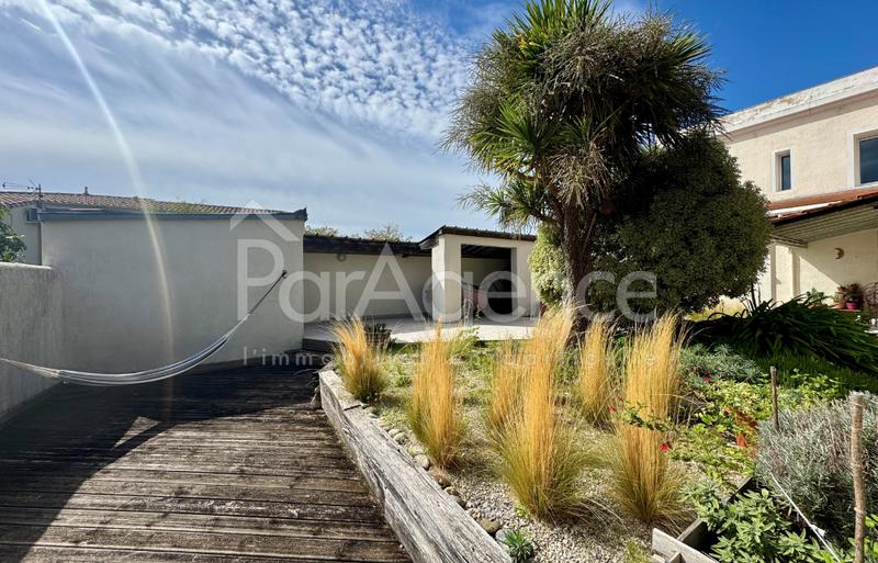 Maison - 111 m² - 6 pièces