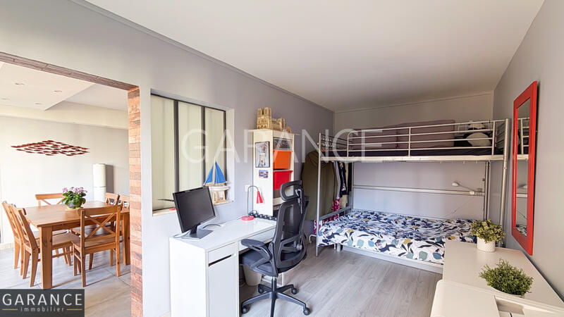 Appartement - 91 m² - 4 pièces