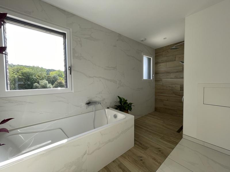 Maison contemporaine - 190 m² - 6 pièces