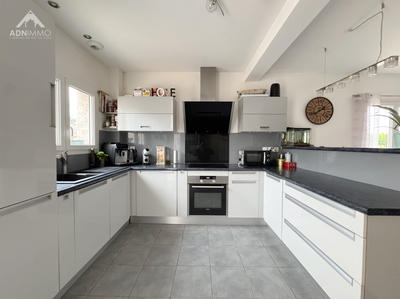 Maison - 75 m² - 4 pièces