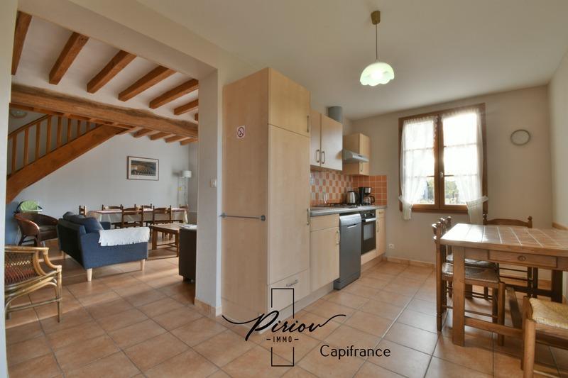 Propriété - 250 m² - 13 pièces