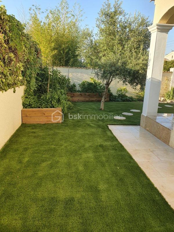 Maison traditionnelle - 155 m² - 6 pièces