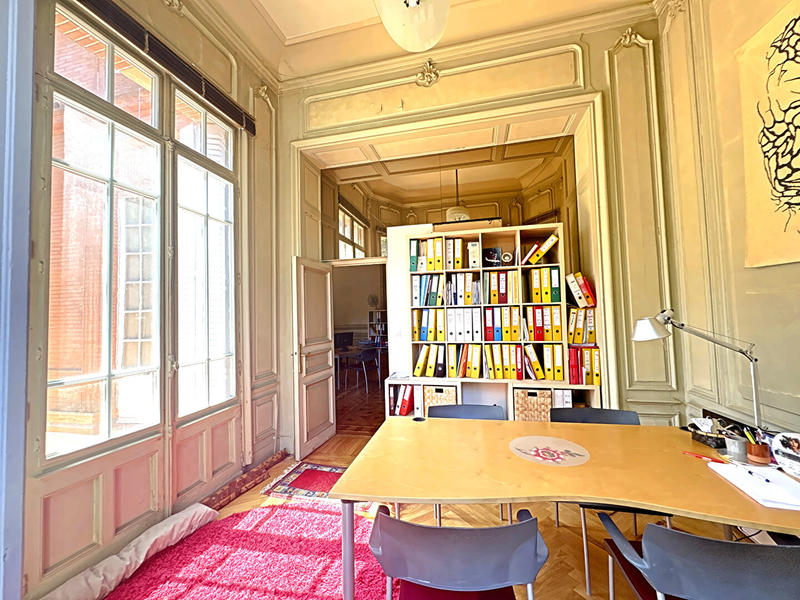 Bureau - 100 m² - 4 pièces