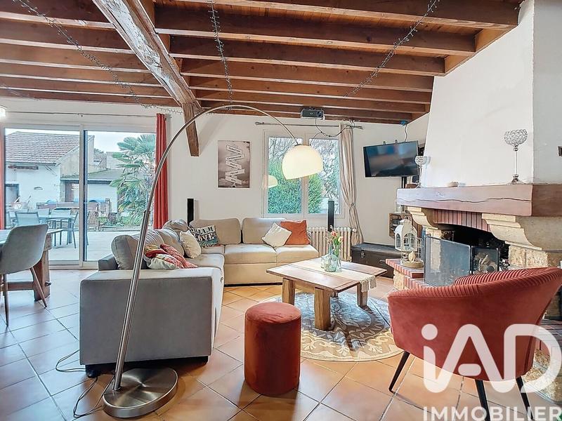 Maison - 167 m² - 8 pièces