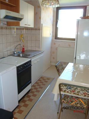 Appartement - 81 m² - 2 pièces